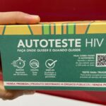 Embalagem de autoteste de HIV muda para design discreto visando