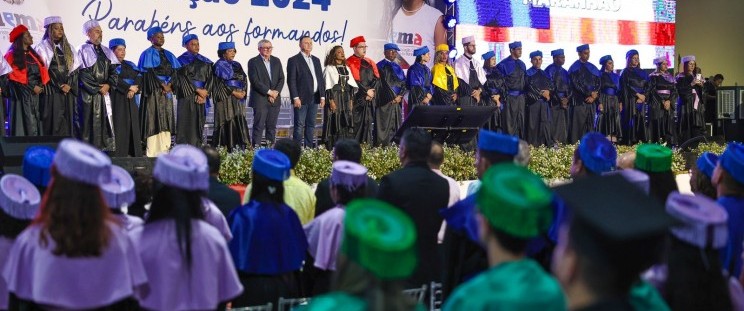 Iema realiza maior formatura da sua história com 1.430 estudantes