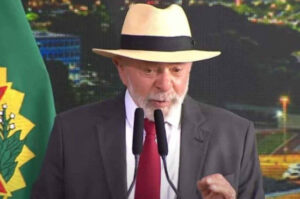 Lula afirma que maridos são “mais apaixonados pela amante do