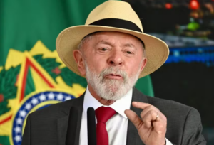 Lula critica Meta por afrouxar moderação: “Extremamente grave”