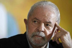 Lula planeja evento simbólico para marcar dois anos dos atos