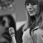 Morreu a cantora Marianne Faithfull. Tinha 78 anos