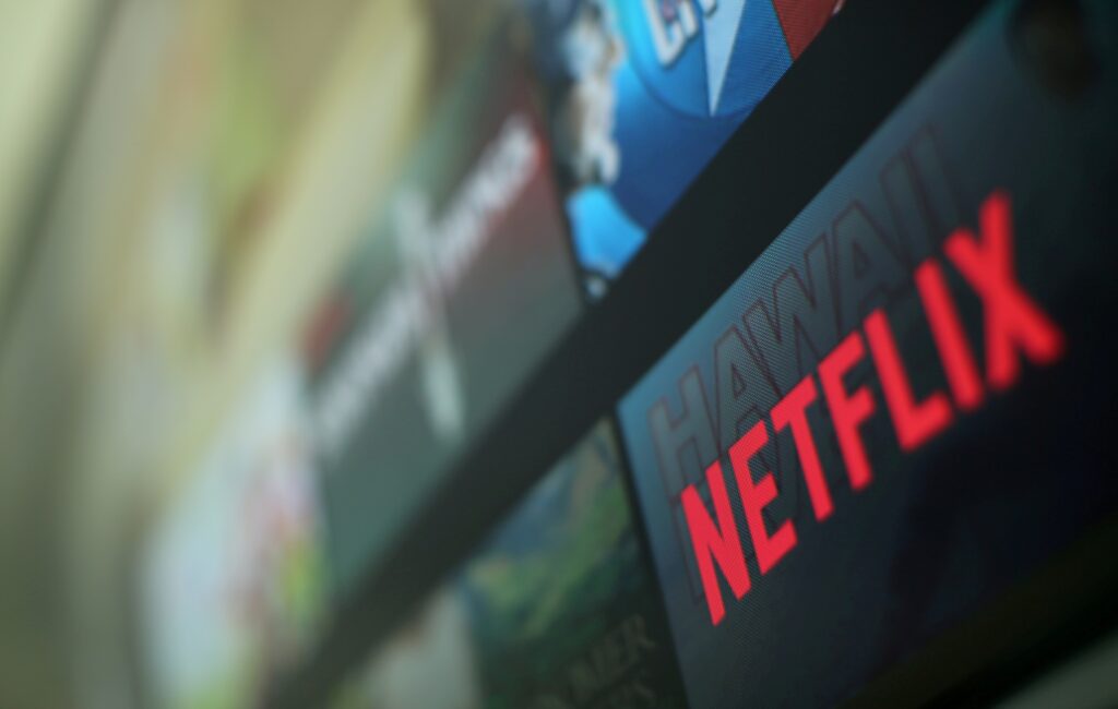 Netflix faz anúncio urgente sobre preços dos planos; veja o