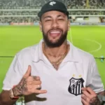 Neymar retorna ao Santos por empréstimo de seis meses