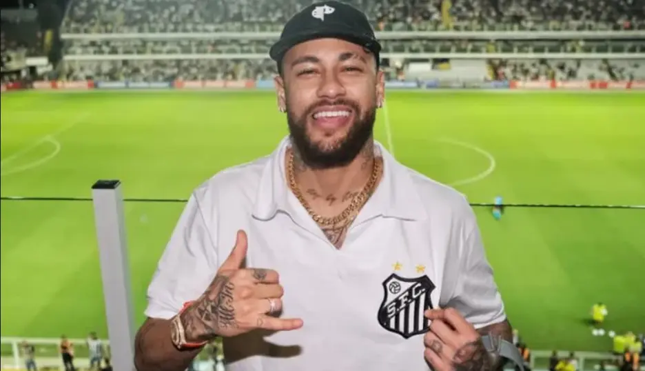 Neymar retorna ao Santos por empréstimo de seis meses