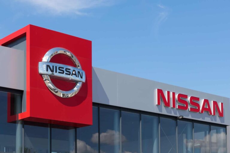 Nissan já garantiu as baterias dos seus veículos elétricos vendidos