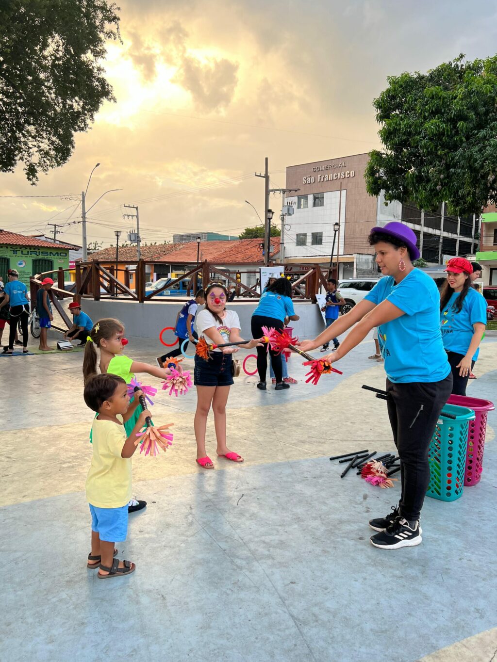 O Circo Tá na Rua oferece oficinas gratuitas de arte