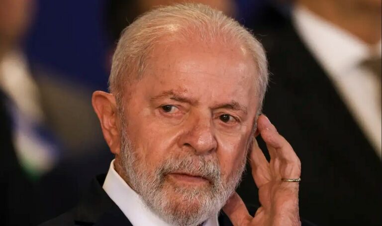 Pesquisa aponta que 50,4% dos brasileiros desaprovam gestão de Lula