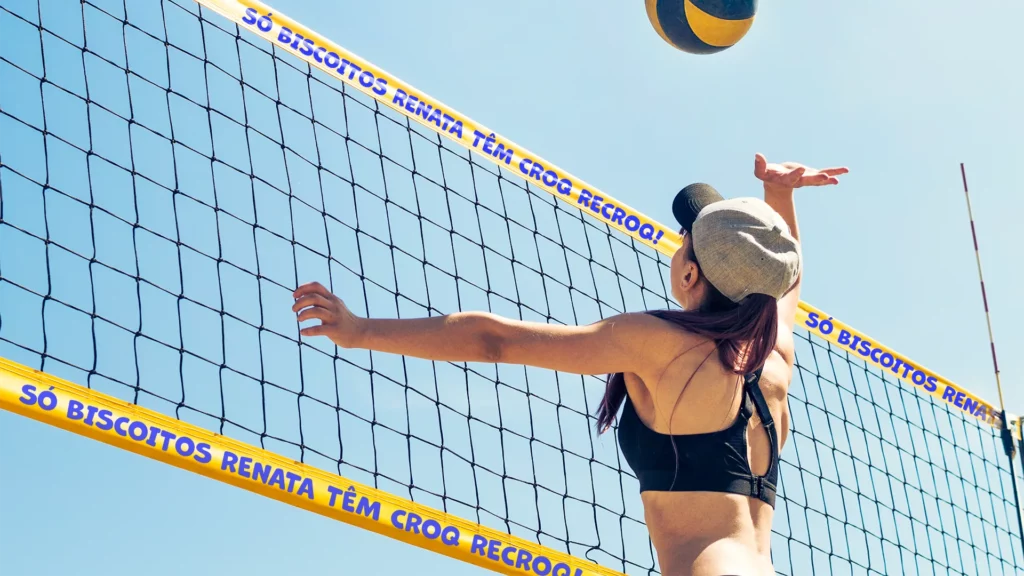 Praia do Leme recebe clínica com os jogadores do Vôlei