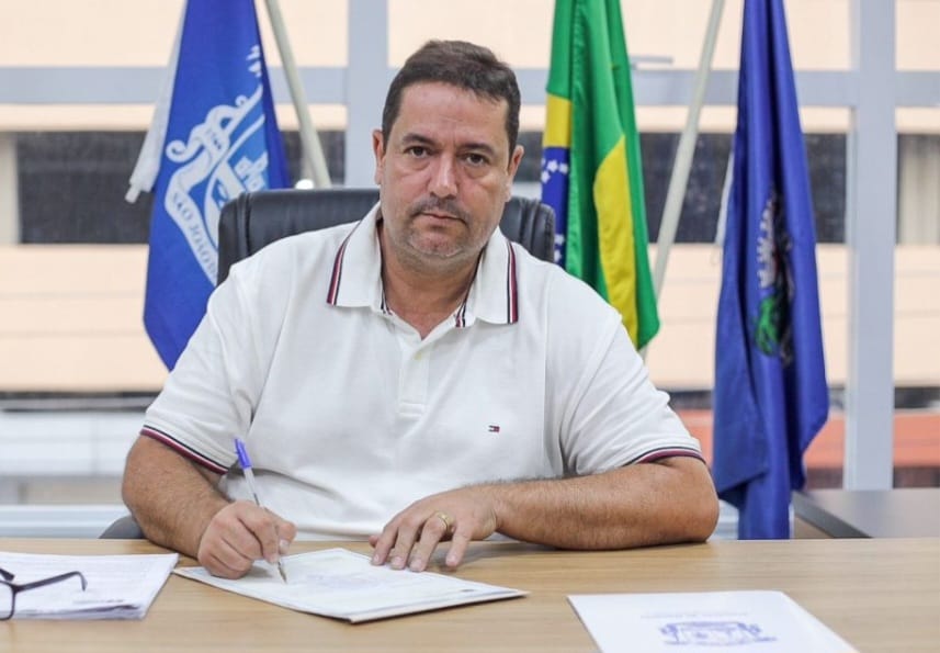 Prefeito Léo Vieira decreta calamidade financeira em São João de