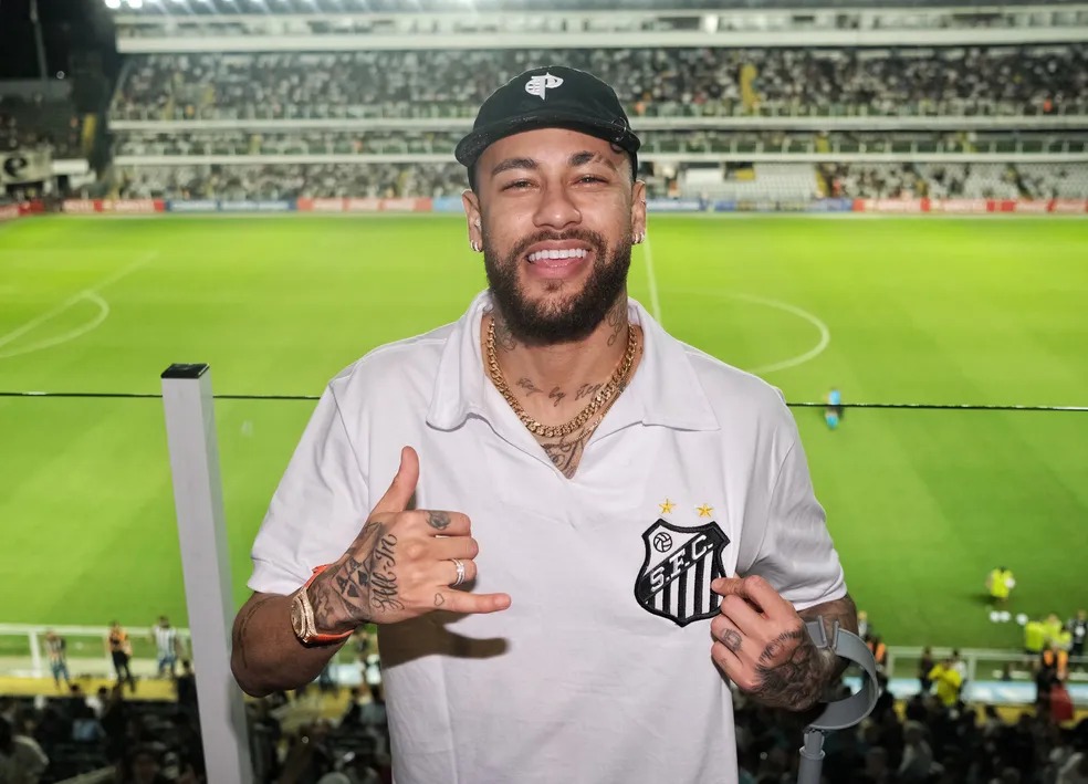 Santos avança em negociação para contratar Neymar em 2025, diz