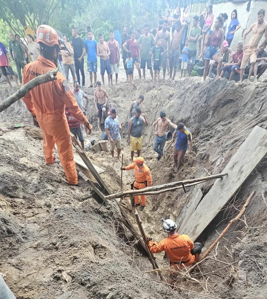 Soterramento em poço mobiliza Corpo de Bombeiros no município de