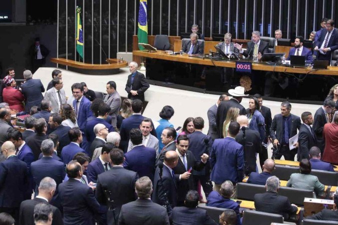 Tensão entre congresso e supremo marca o início de 2025