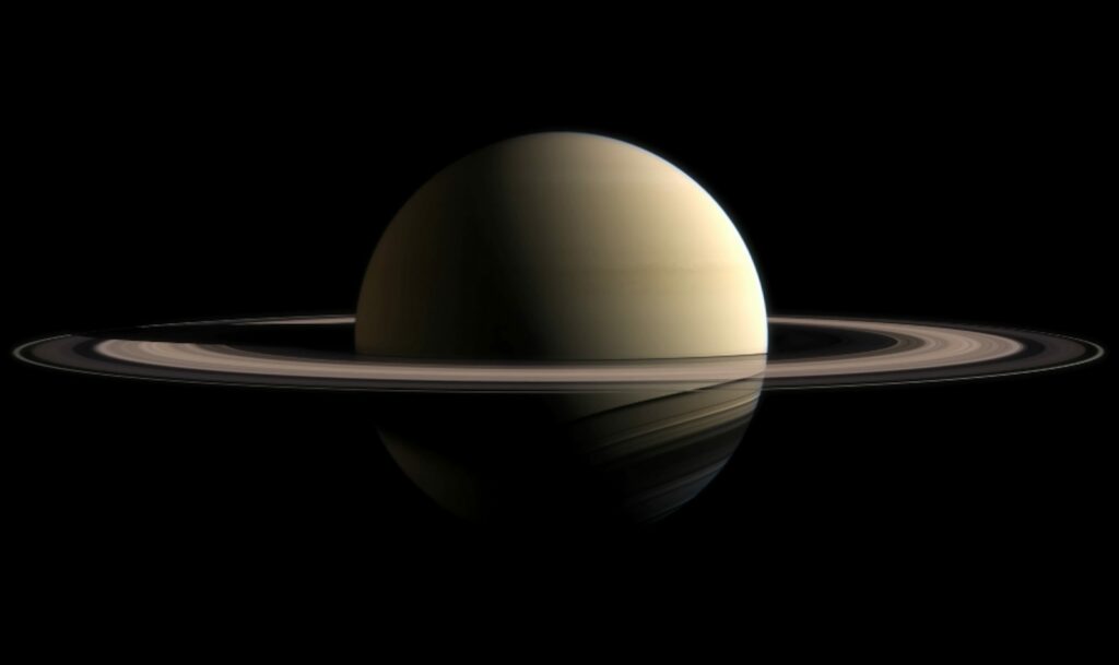 Anéis de Saturno vão desaparecer daqui a um mês –