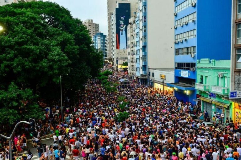 Bloco na rua: veja previsão para o final de semana