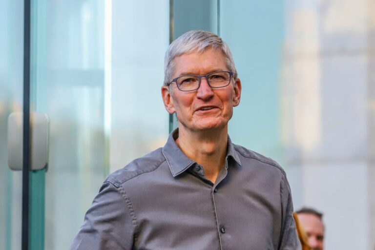 CEO da Apple elogia modelos de IA da DeepSeek