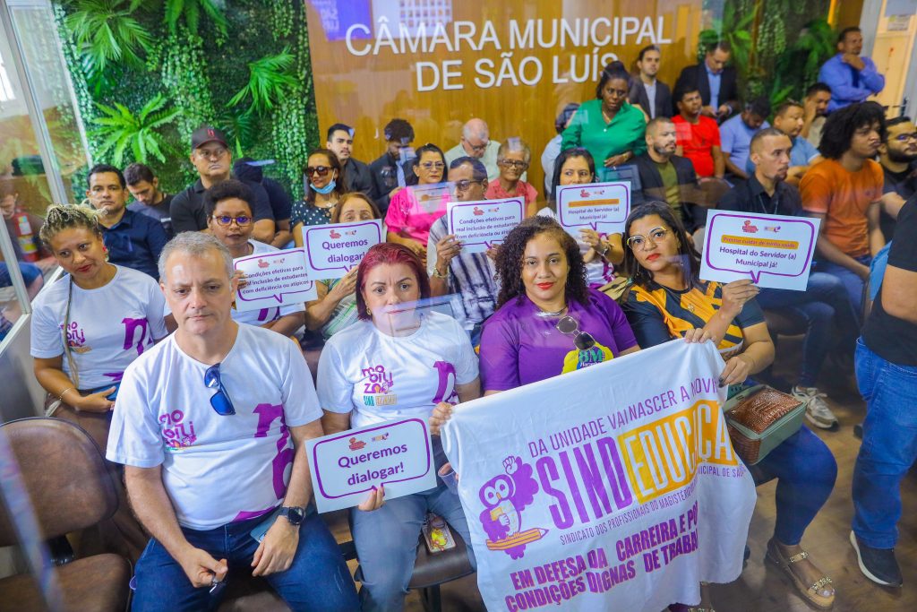 Câmara aprova aumento de 6,5% a professores da rede pública