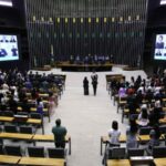 Câmara pode ter mais deputados em mudança proposta por Hugo