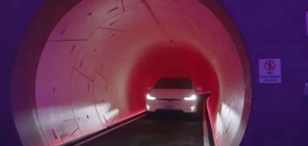 Dubai Loop: Musk anuncia nova rede de estradas subterrâneas para