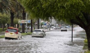 Emirados Árabes querem “criar chuva” com sistema de IA; entenda