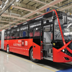 Gigante: empresa chinesa lança ônibus elétrico de 26 metros; conheça