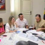 Governador Brandão reforça compromisso municipalista em encontro com prefeitos