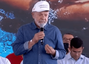 Lula diz que governo lançará programa de crédito para população