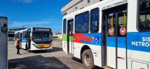 Ônibus semiurbanos serão gratuitos a partir das 16h desta sexta