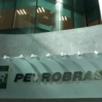 Petrobras fecha acordo de fornecimento com a Índia e expande