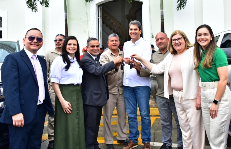 Prefeitura de São Luís recebe doação de veículos e equipamentos