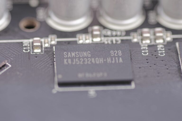 Samsung vai refazer design de chip para recuperar confiança