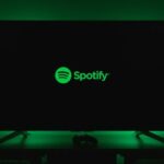 Spotify passa de prejuízo a lucro de mais de 1.130