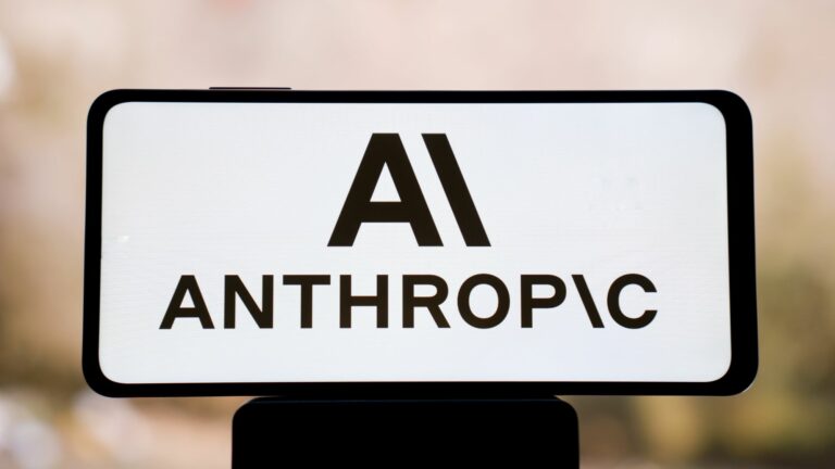 Anthropic vence disputa judicial com gravadoras sobre direitos autorais