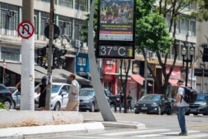 Calorão! Fevereiro deste ano foi o mais quente em 82