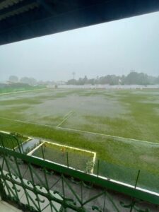 Chuvas alagam gramado e adiam jogo MAC X Tuntum, em