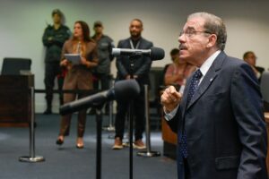 Deputado propõe novo hino oficial para o Estado do Rio