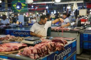 Governo anuncia medidas para tentar baixar preço de alimentos