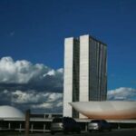 Homem tenta entrar armado na Câmara dos Deputados e é