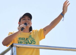 Michelle Bolsonaro passa por cirurgia e não irá ao ato