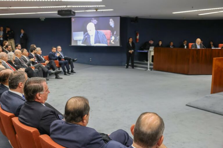 Ministros da Primeira Turma do STF decidem nesta quarta, 26,