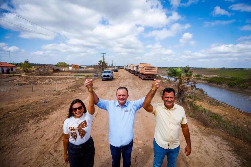 Morador grava vídeo falando do avanço nas obras da Travessia