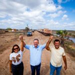 Morador grava vídeo falando do avanço nas obras da Travessia