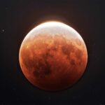 Olhe para o céu! O eclipse lunar total começou no