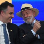 Pacheco diz a Lula que prefere continuar no Senado e