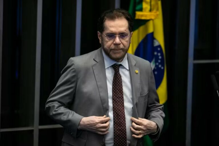Senador que falou em ‘enforcar’ Marina Silva é repreendido por