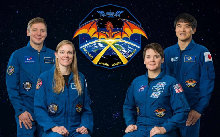 SpaceX lança nova missão tripulada e prepara volta de astronautas