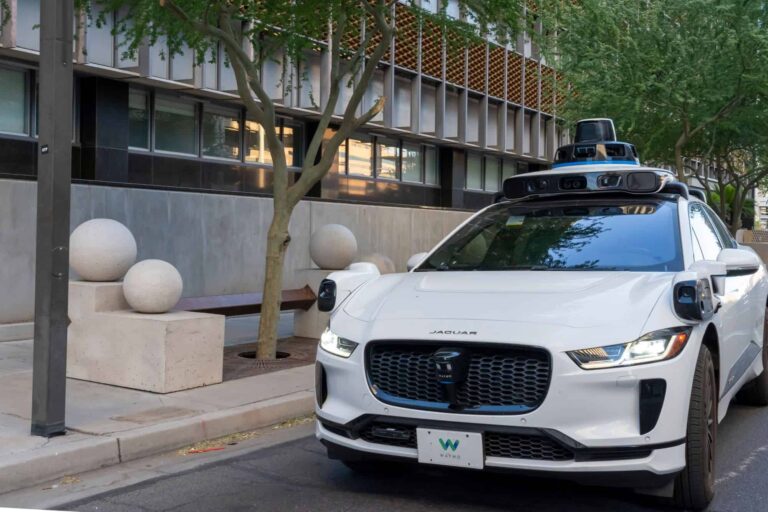 Waymo quer lançar serviço de transporte autônomo em mais uma