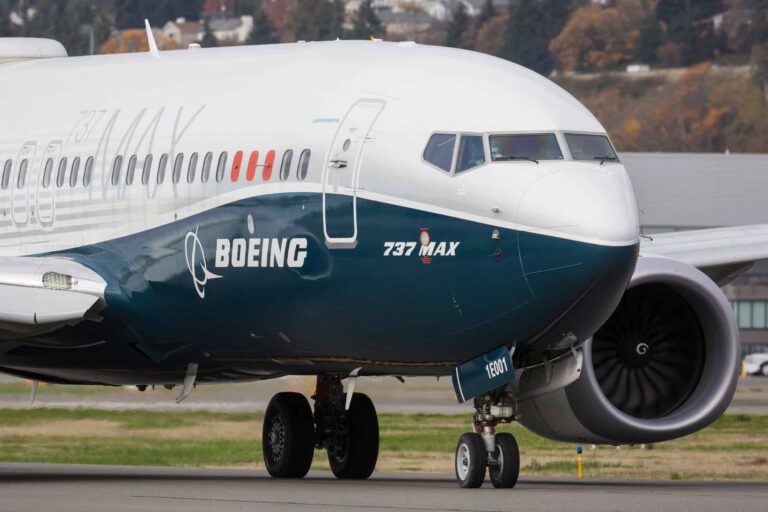 Centenas de aviões da Boeing podem ir para manutenção por