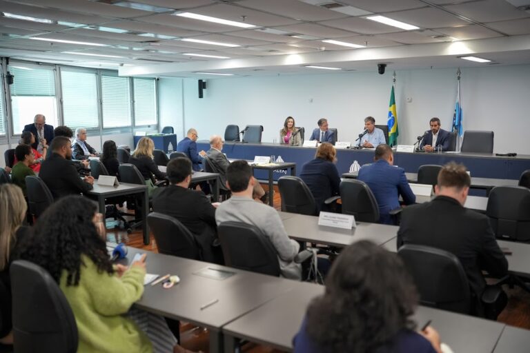 Comissão da Alerj aprova parecer da LDO 2026 e aposta