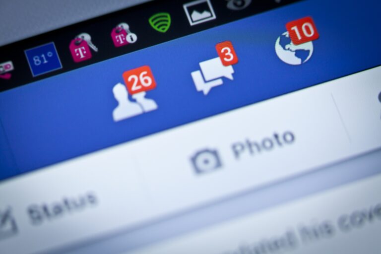 Crise de identidade fez Facebook repensar tudo, até os amigos